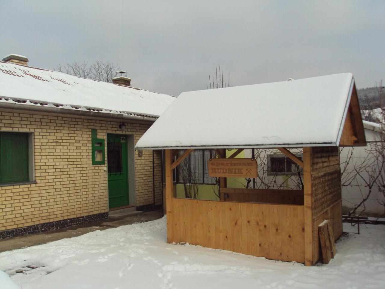 Apartman Rudnik Vrdnik Exterior photo